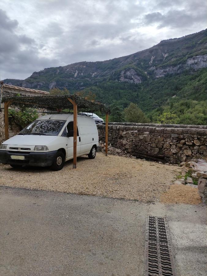 Chambre Atypique : La Grotte Bez-et-Esparon Exterior foto